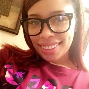 Meet your Posher, Destiny